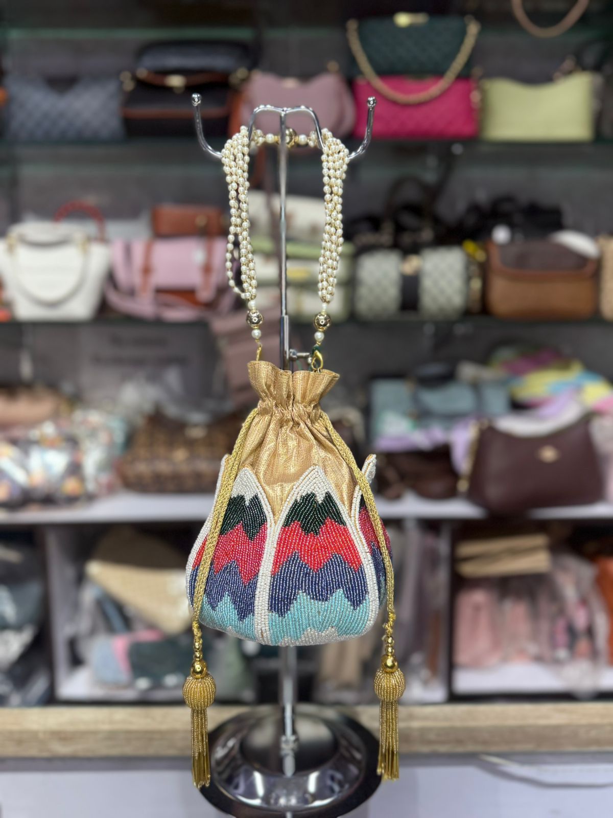 RIMA POTLI PEARL BAG