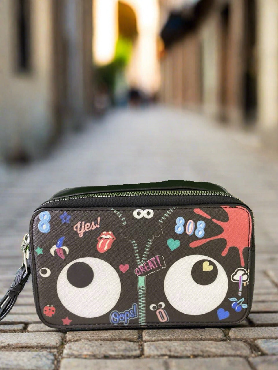 GROOVY SLING BAG