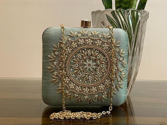 LAYLA SQUARE PEARL BAG