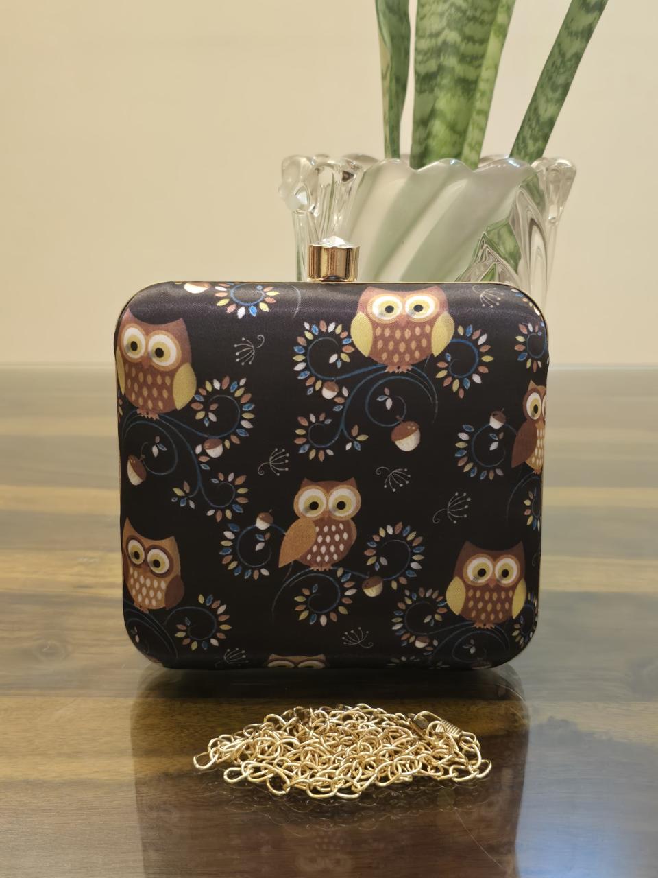 OWL CLUTCH WITH CHAIN SLING