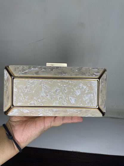 MARBLE CLUTCH